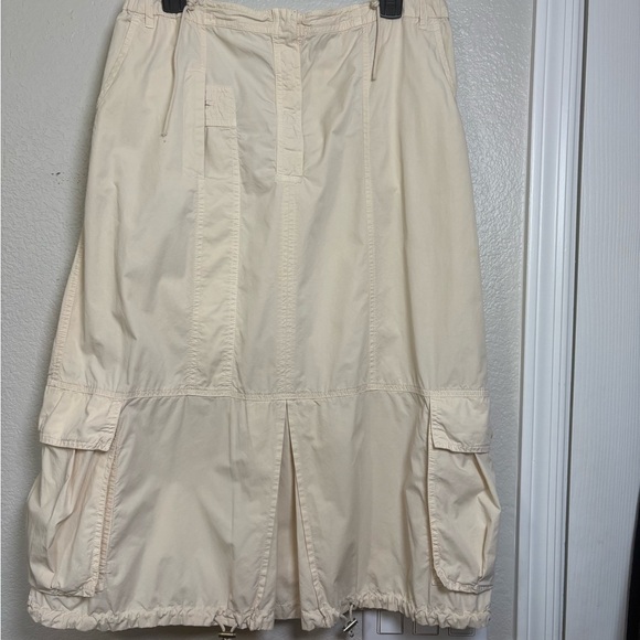 Sportmax Unique Cream Cargo Skirt w/ Drawstring Hem and waistband, Back Zip Hem - Picture 1 of 16